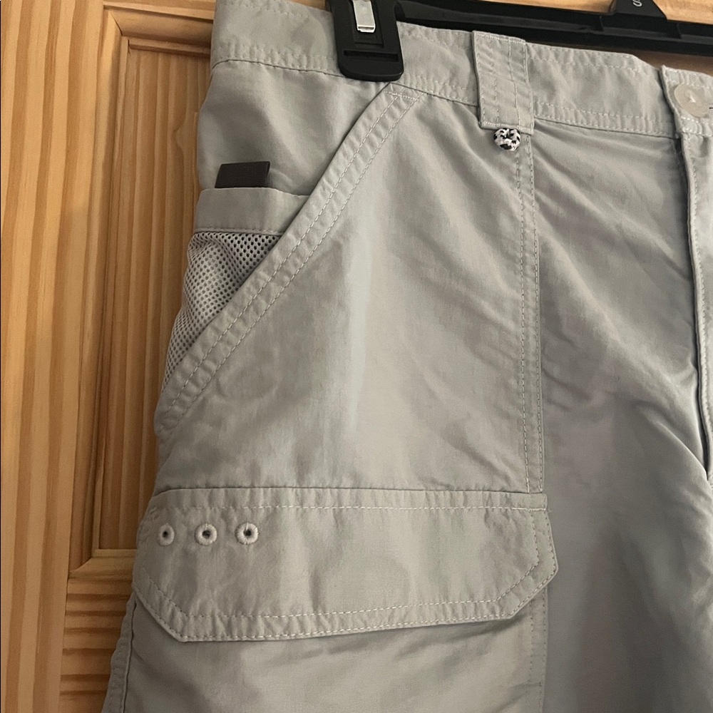 Columbia Sportwear Light Gray Omni Shade Size 34 - Picture 2 of 8